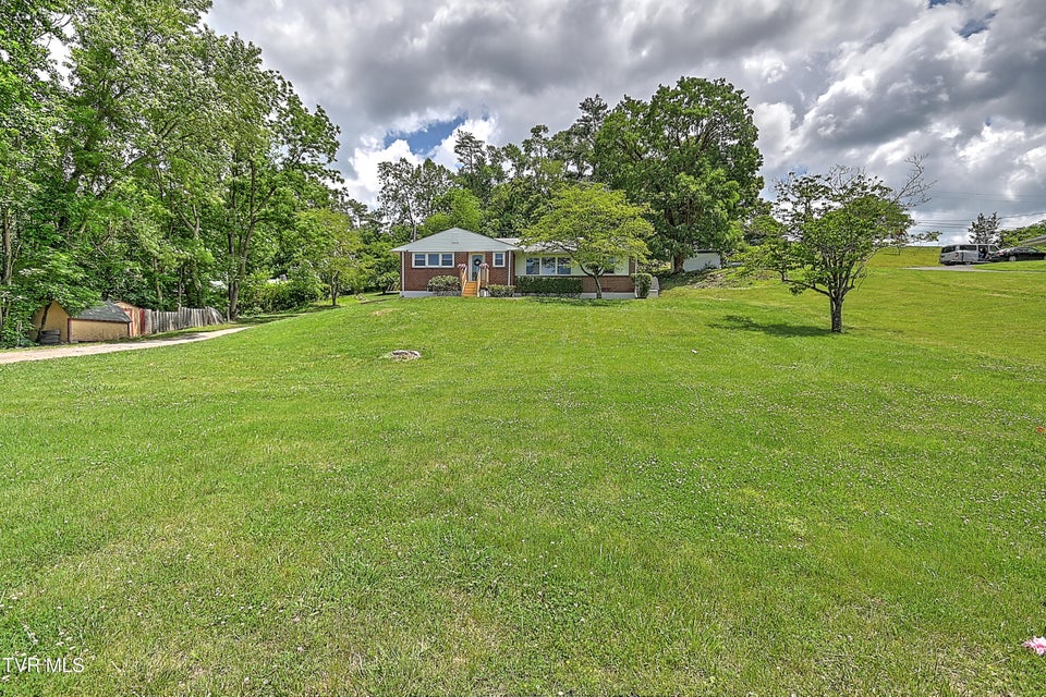 Photo #2: 3521 Fort Henry Drive