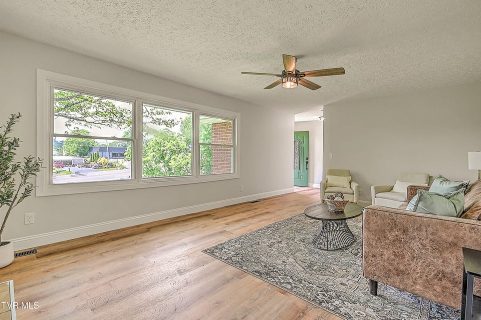 Photo #10: 3521 Fort Henry Drive
