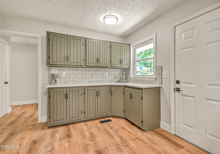 Photo #21: 3521 Fort Henry Drive