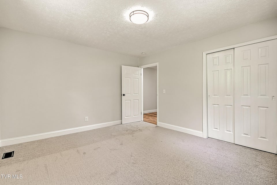 Photo #26: 3521 Fort Henry Drive