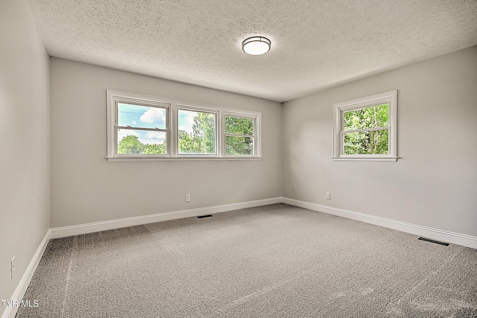 Photo #27: 3521 Fort Henry Drive