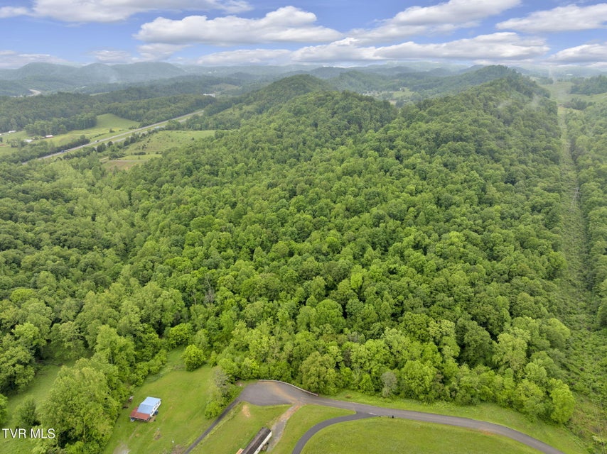 Photo #5: 640 Oakwood Road
