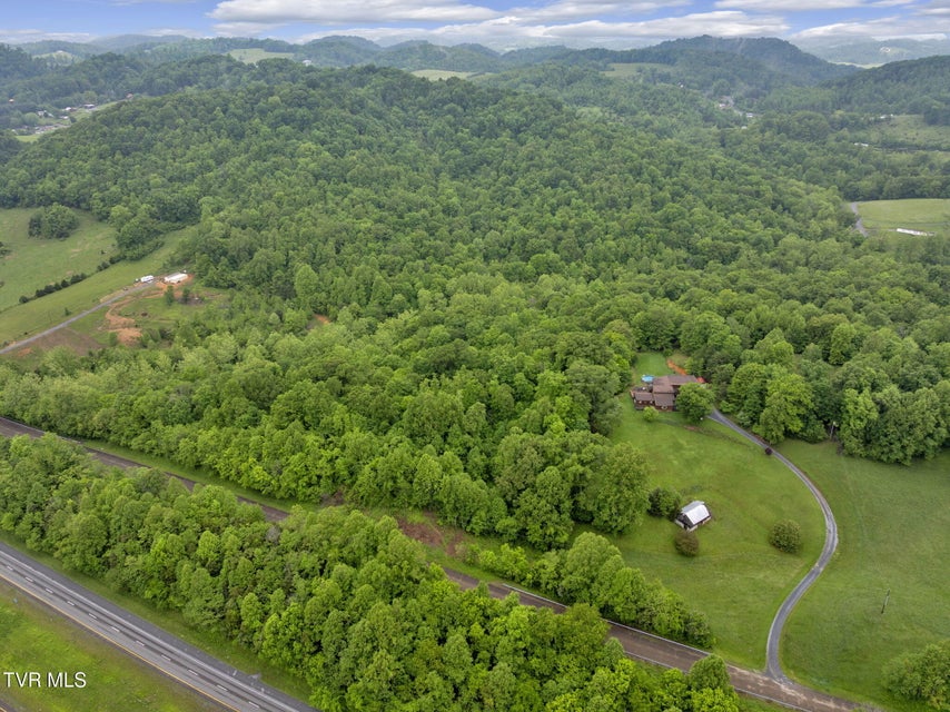 Photo #6: 640 Oakwood Road