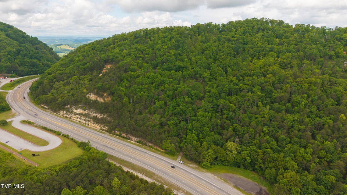 Photo #16: 0 25e Highway