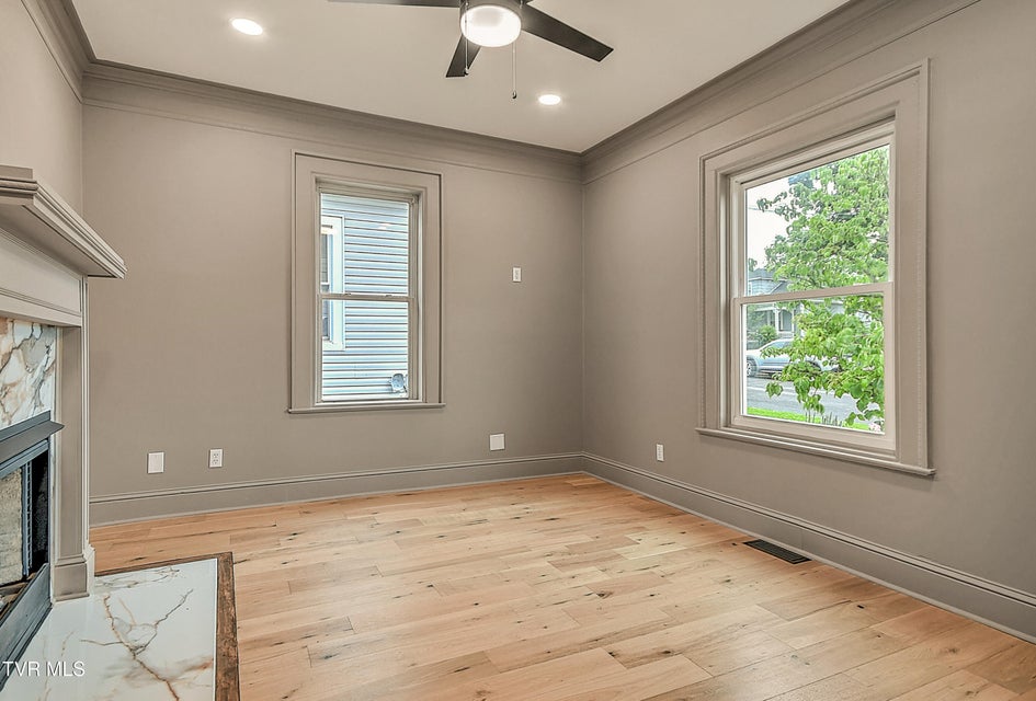 Photo #16: 1025 Fairmount Avenue