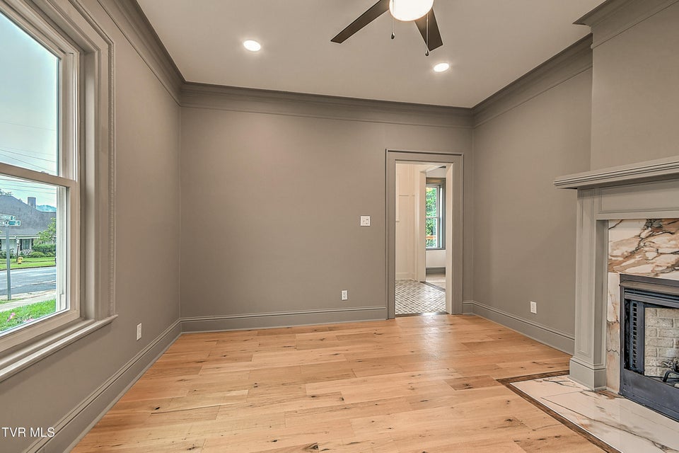 Photo #19: 1025 Fairmount Avenue