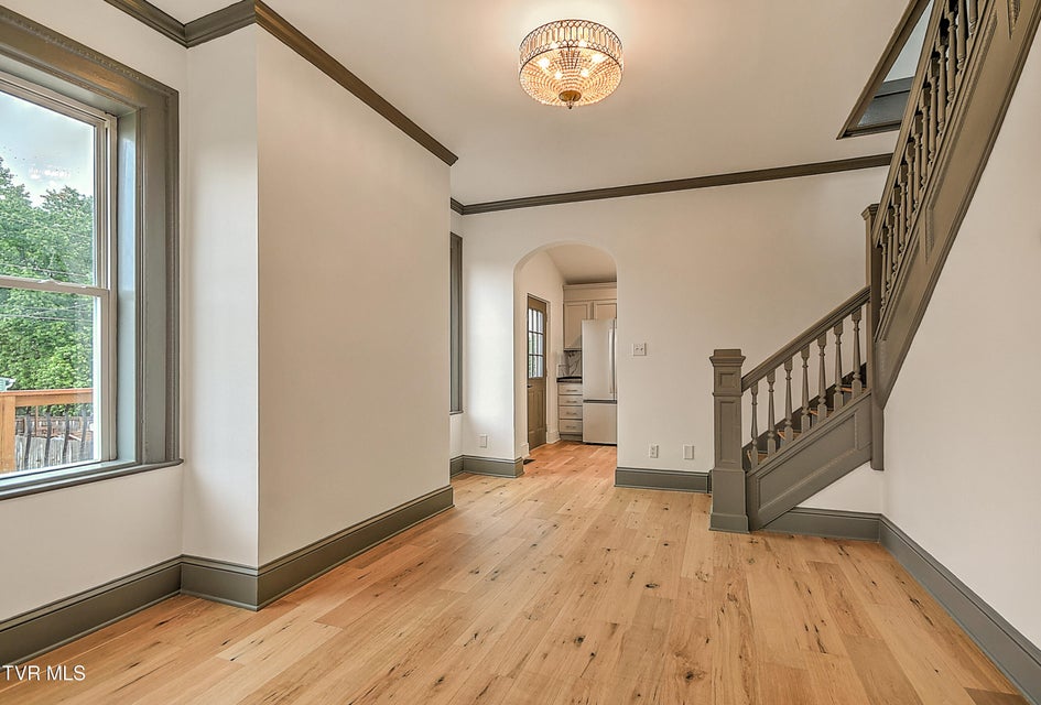 Photo #8: 1025 Fairmount Avenue