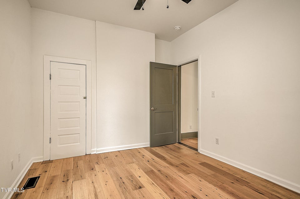 Photo #22: 1025 Fairmount Avenue