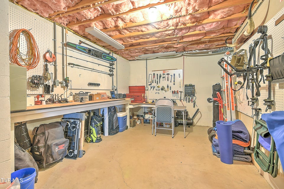 Photo #44: 410 Grovemont Place