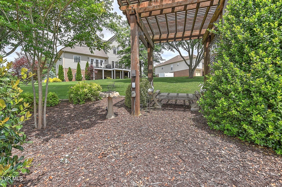 Photo #52: 410 Grovemont Place