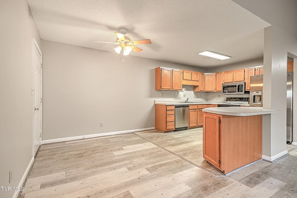 Photo #11: 857 Cobblestone Place