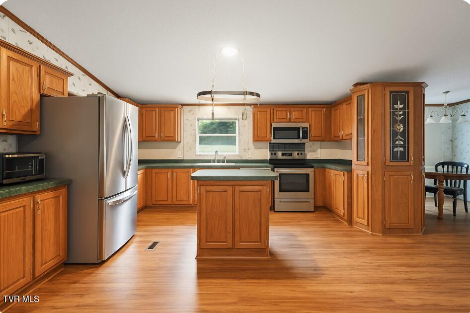 Photo #7: 1032 Pleasant Drive