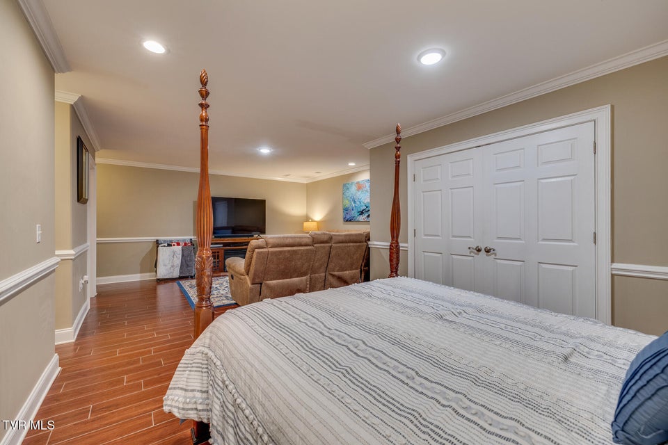 Photo #52: 2001 Springfield Avenue