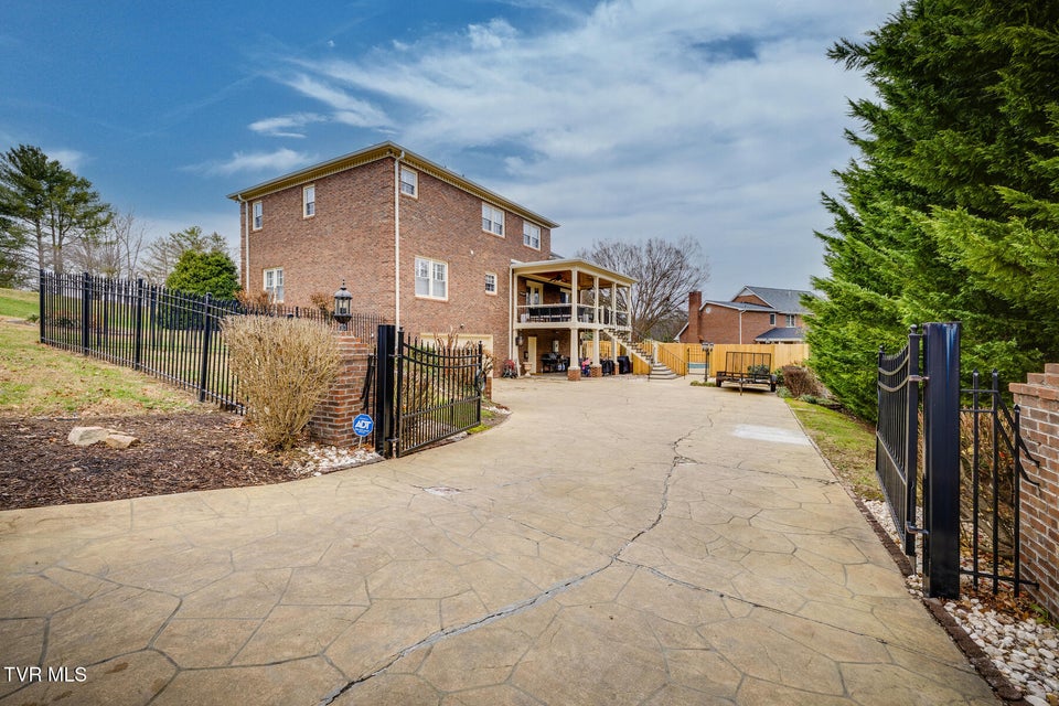 Photo #59: 2001 Springfield Avenue