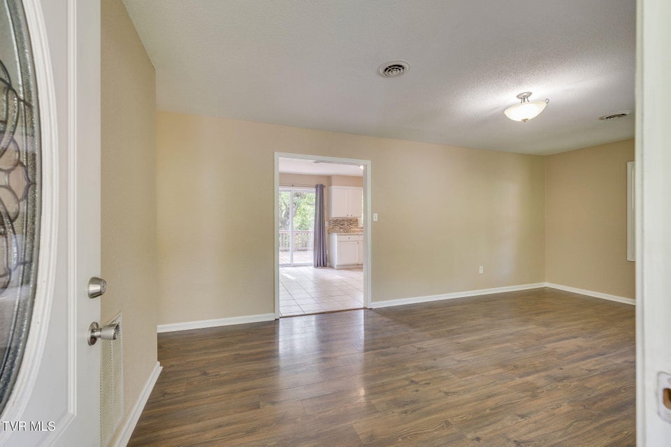 Photo #5: 112 Borderview Avenue
