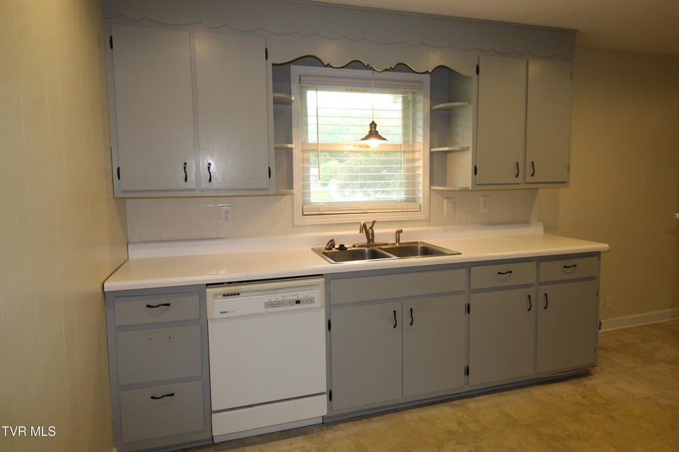 Photo #2: 336 Lane Street