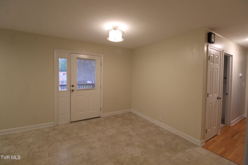 Photo #5: 336 Lane Street