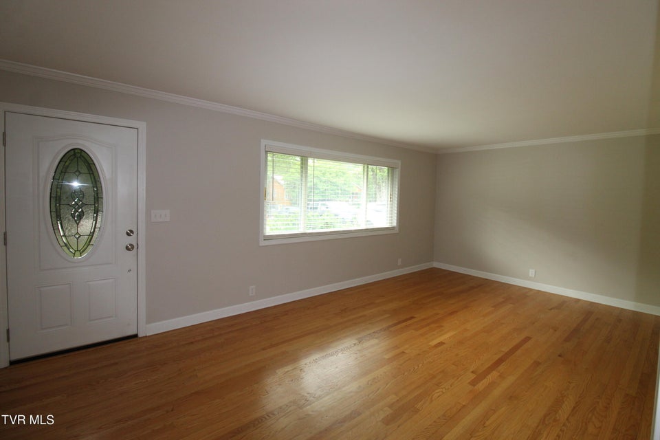 Photo #10: 336 Lane Street