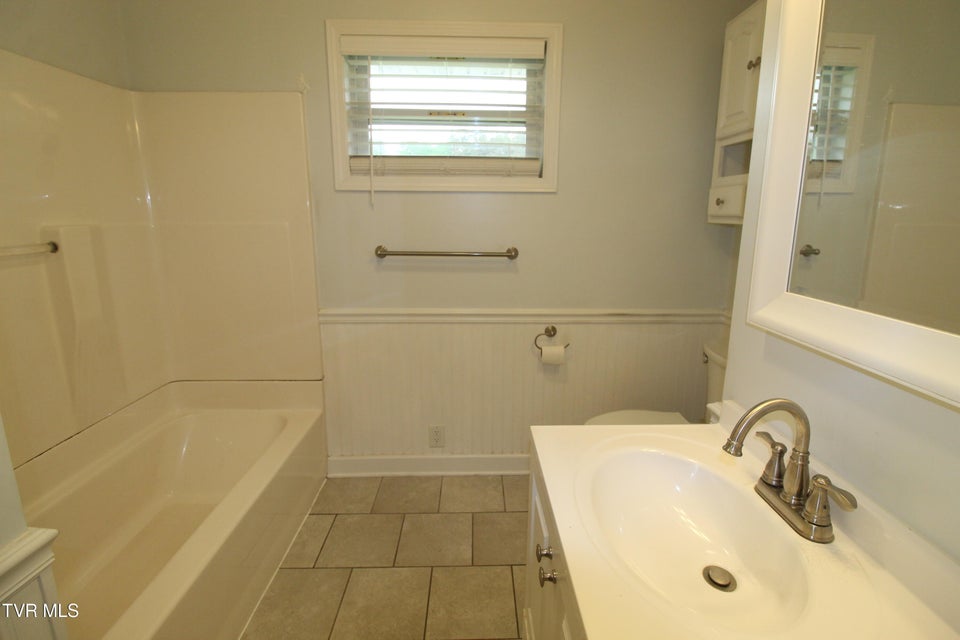 Photo #14: 336 Lane Street