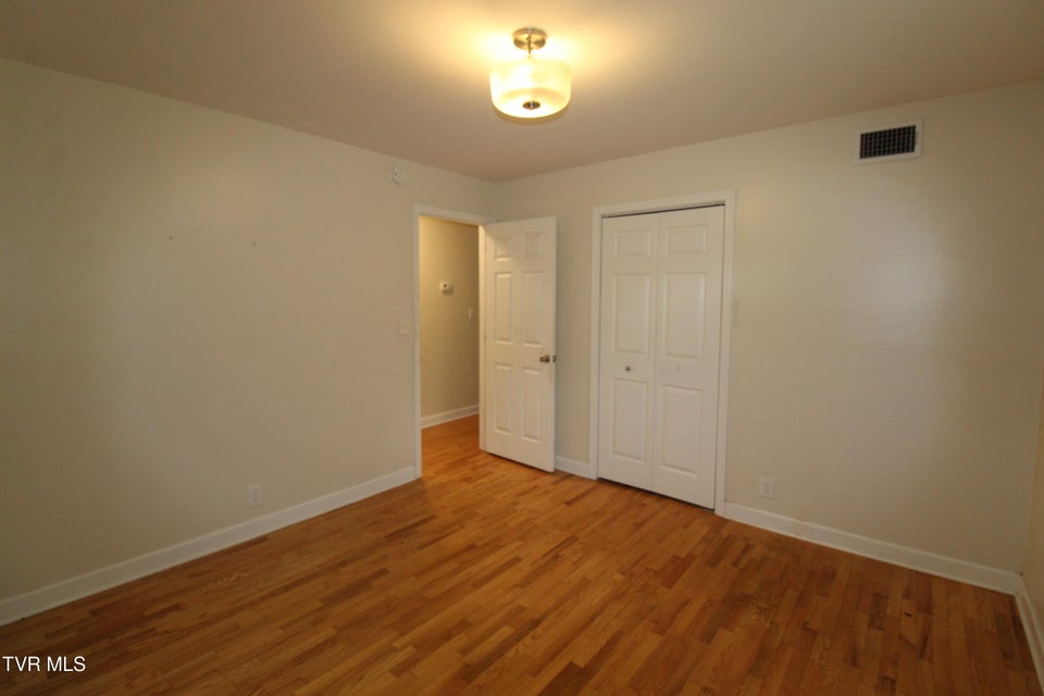 Photo #16: 336 Lane Street