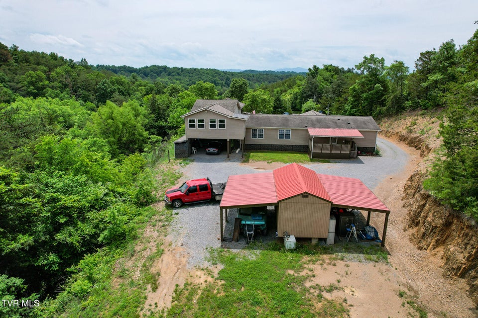 Photo #3: 558 Oakland Drive