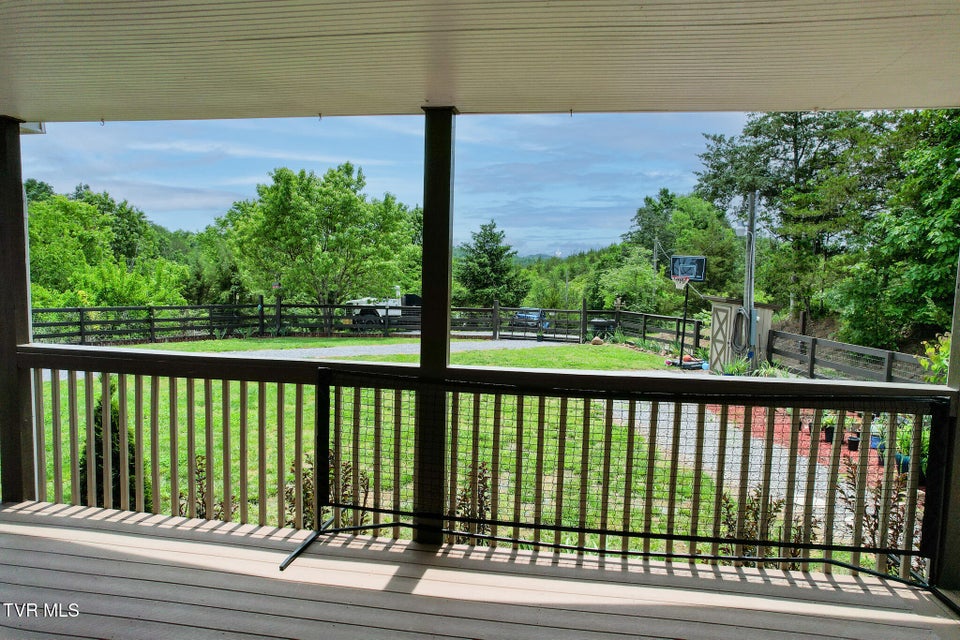 Photo #11: 558 Oakland Drive