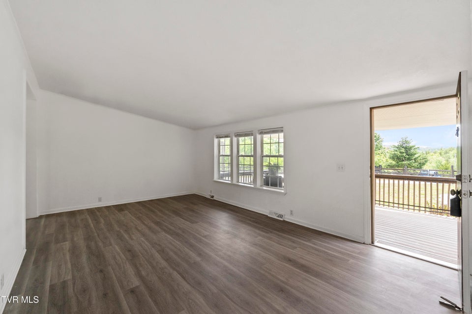 Photo #14: 558 Oakland Drive