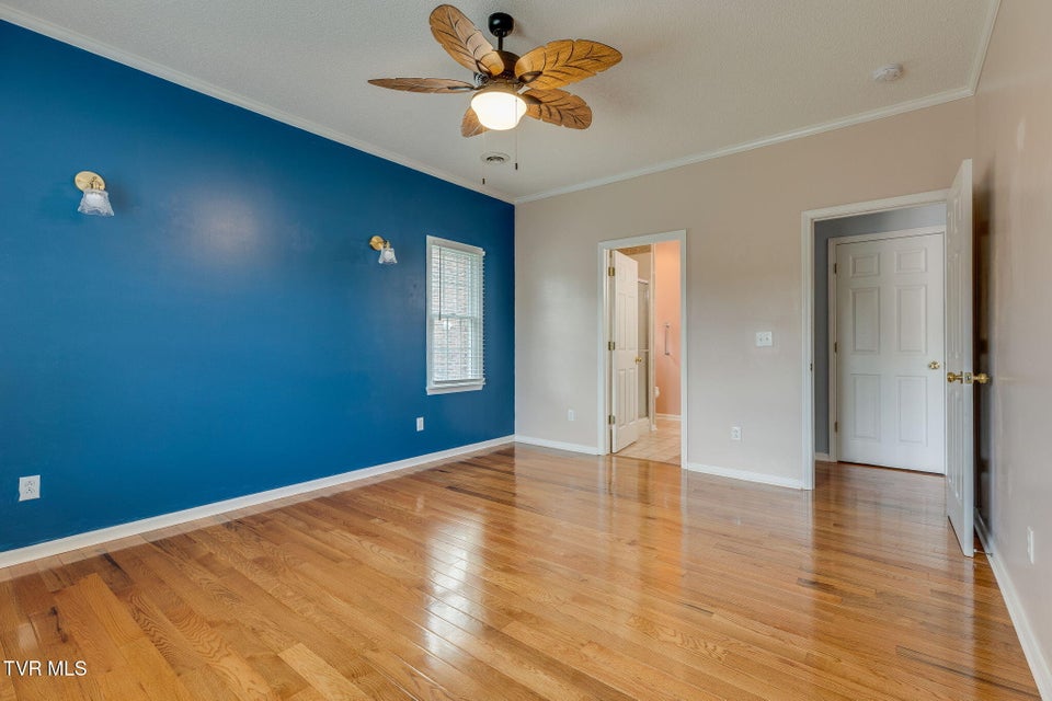 Photo #16: 20 Oak Leaf Court