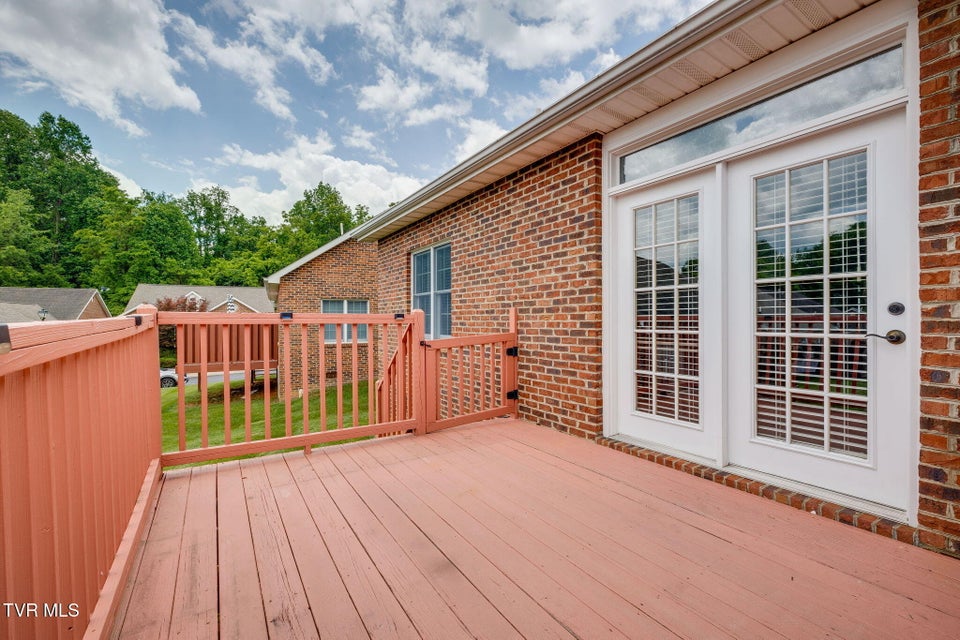 Photo #24: 20 Oak Leaf Court