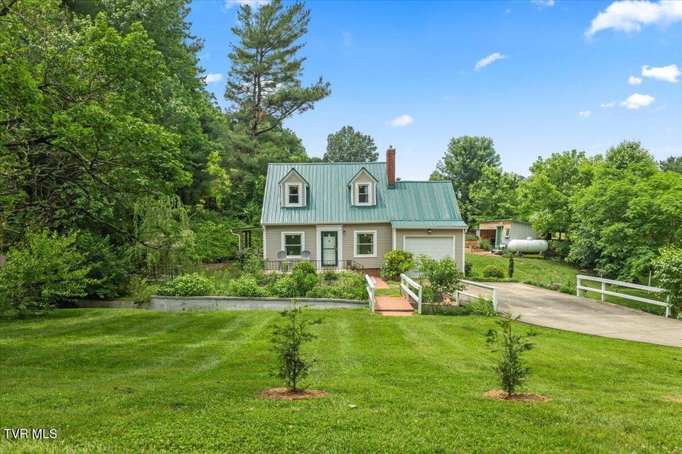 Photo #6: 71 Thistle Cove