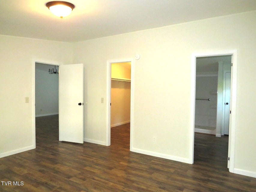 Photo #28: 8929 Gateway Drive
