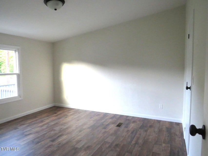 Photo #34: 8929 Gateway Drive