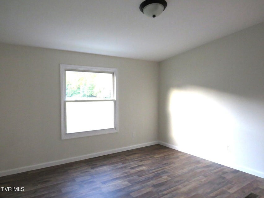 Photo #37: 8929 Gateway Drive