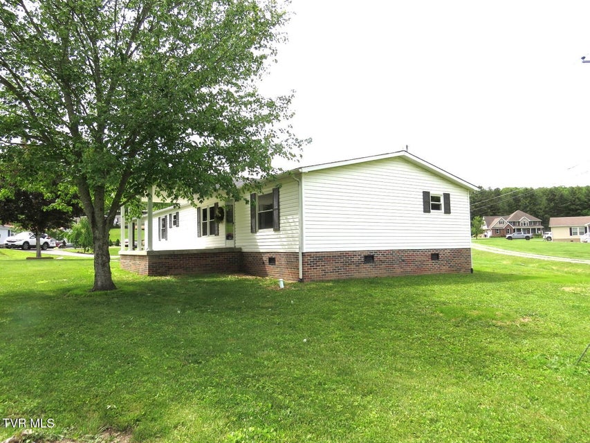 Photo #48: 8929 Gateway Drive