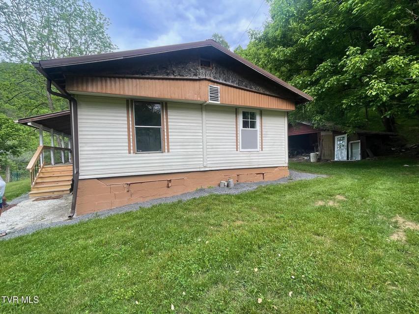 Photo #3: 763 Sloantown Road