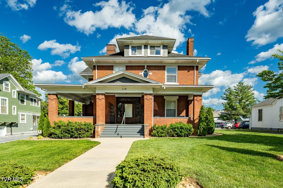 Photo #7: 114 Unaka Avenue