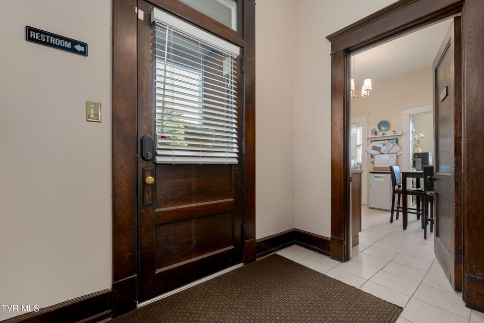 Photo #24: 114 Unaka Avenue
