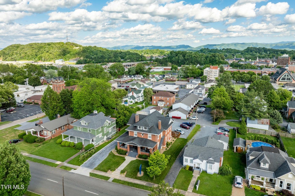 Photo #67: 114 Unaka Avenue