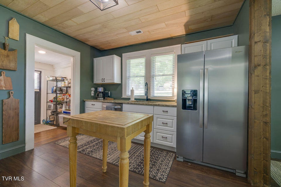 Photo #14: 3901 Rocky Hill Lane