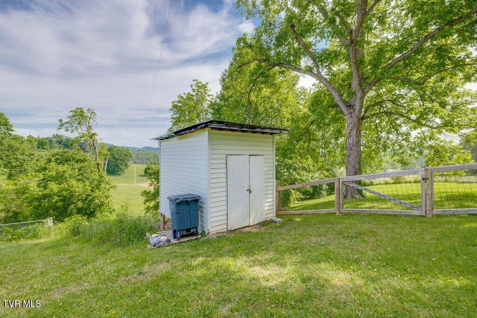 Photo #32: 3901 Rocky Hill Lane