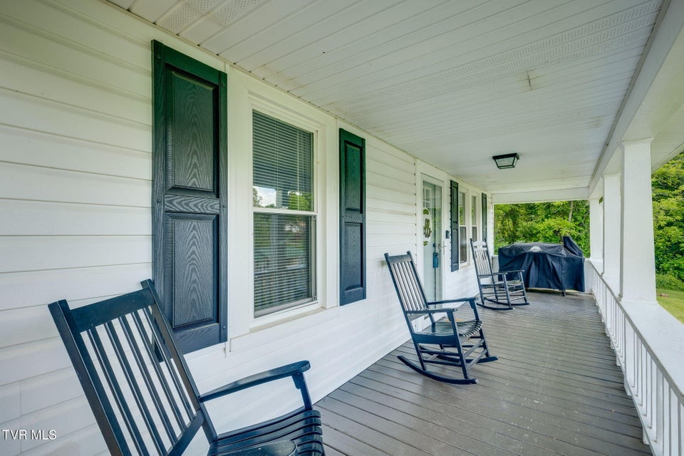 Photo #5: 2046 Carolina Avenue
