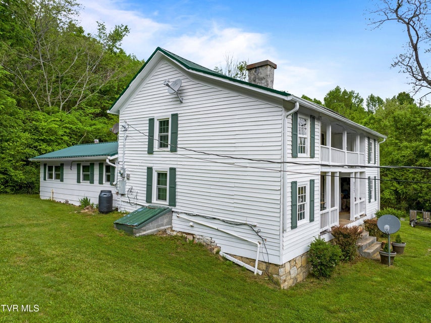 Photo #4: 825 Sandy Valley Road