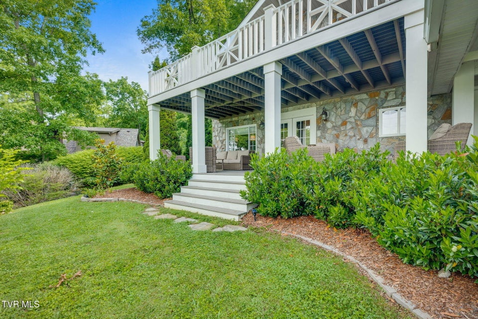 Photo #6: 22113 Driftwood Lane