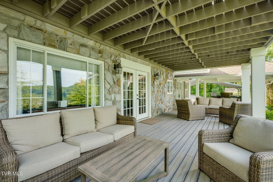 Photo #9: 22113 Driftwood Lane