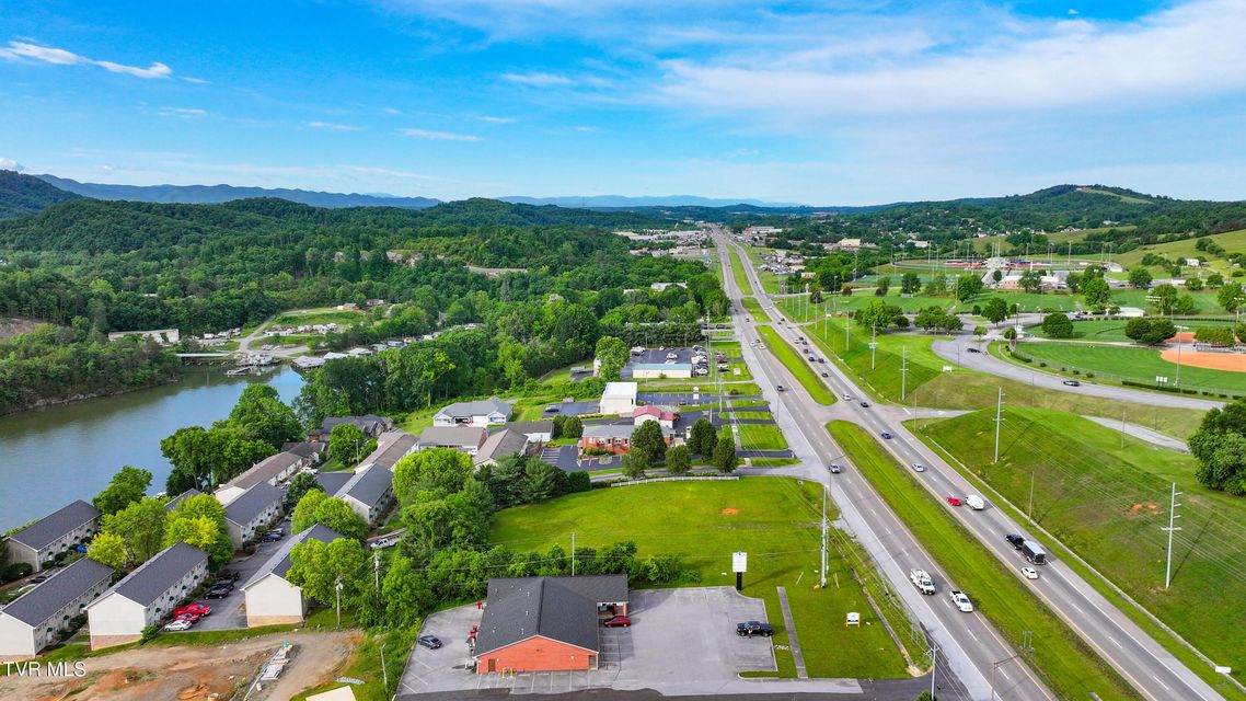 Photo #13: 4150 Bristol Highway
