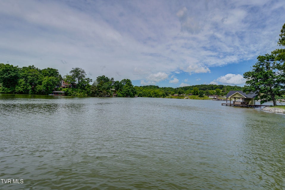 Photo #15: 259 Lake Vista Circle