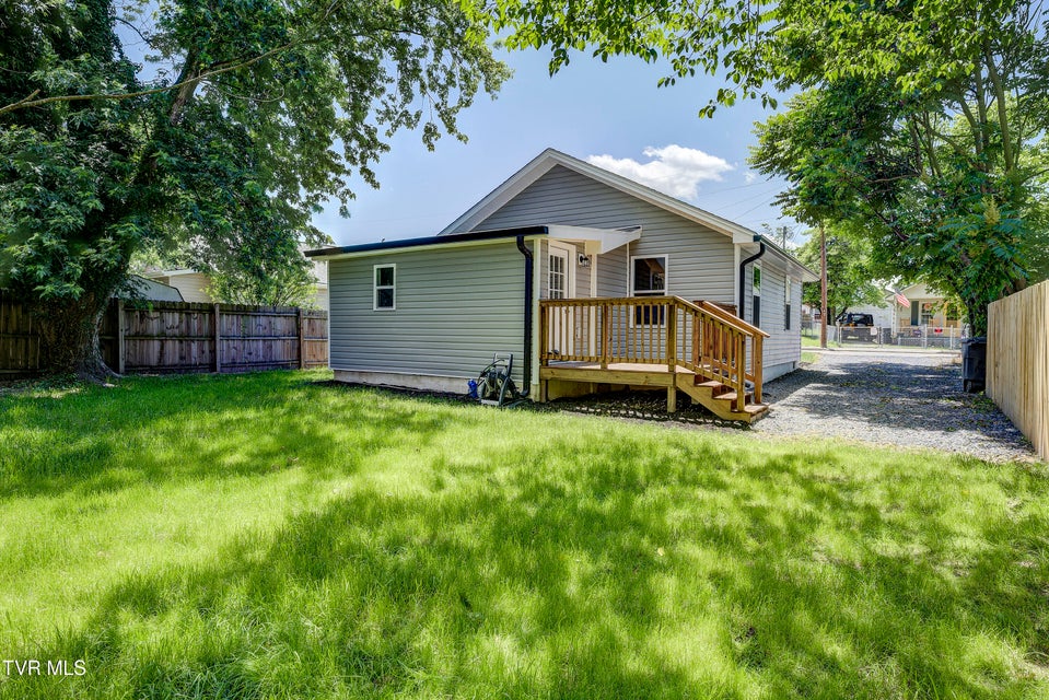 Photo #5: 2116 Steadman Street