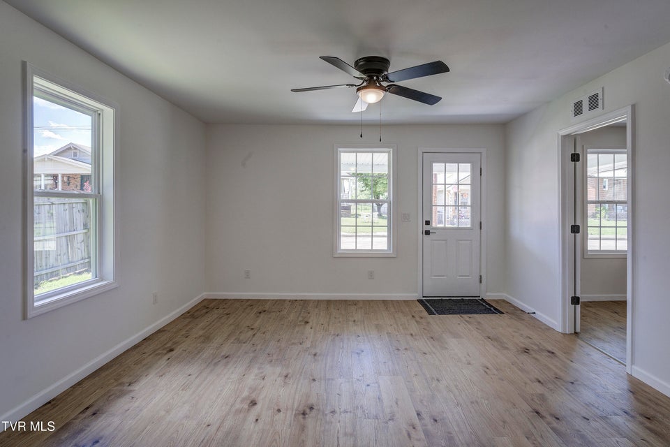 Photo #14: 2116 Steadman Street