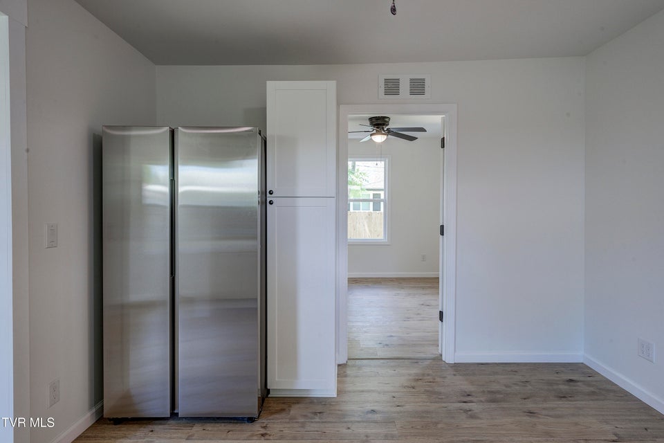 Photo #17: 2116 Steadman Street