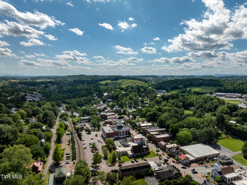 Photo #70: 505 Duel Lane